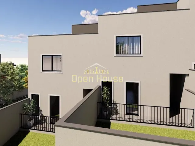 Casa com 73m² 2 quartos e 1 banheiro, à venda, no bairro Belmonte em Volta Redonda