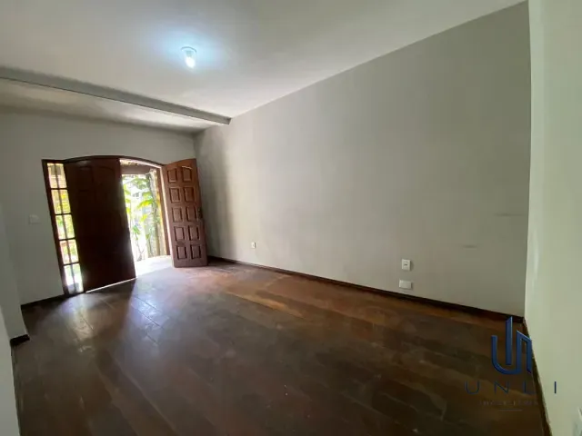 Casa 2 quartos e 1 banheiro, à venda ou para alugar, no bairro Jardim Ponte Alta em Volta Redonda