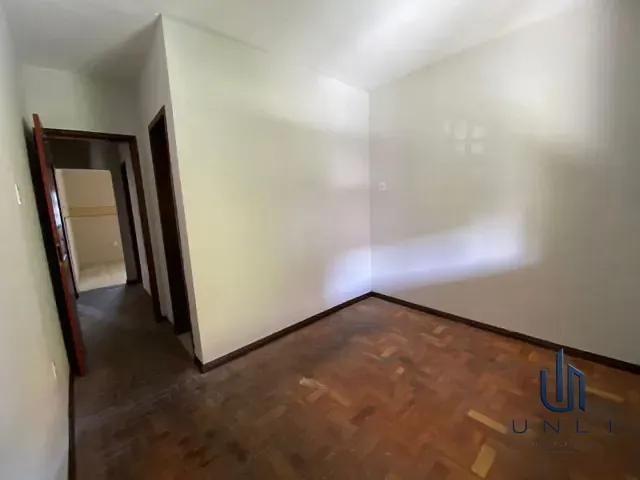 Casa 2 quartos e 1 banheiro, à venda ou para alugar, no bairro Jardim Ponte Alta em Volta Redonda