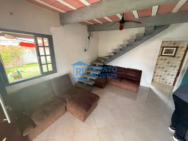 Casa 4 quartos e 2 banheiros, à venda, no bairro Itapeba em Maricá