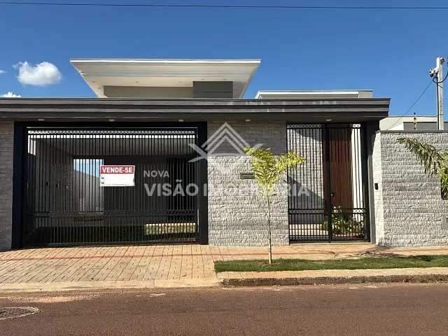 Casa 3 quartos e 2 banheiros, à venda, no bairro Jardim Morumbi em Sinop