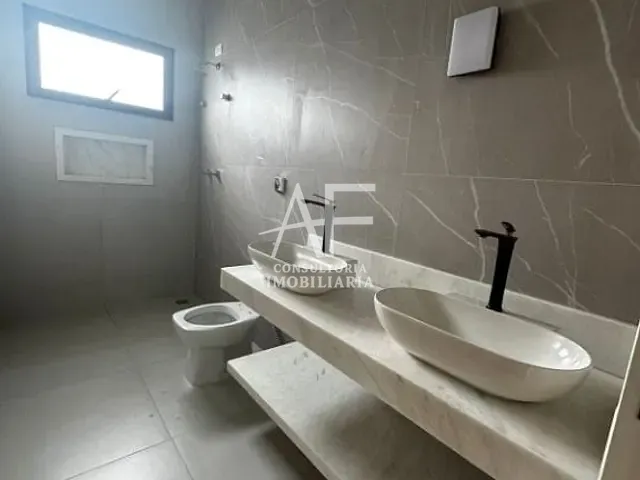 Casa com 420m² 3 quartos e 4 banheiros, à venda, no bairro Residencial Reserva dos Lagos em Pindamonhangaba