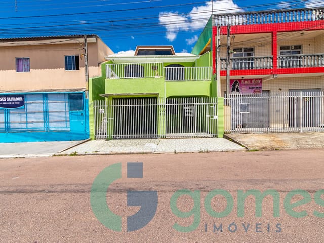 Casa 2 quartos e 2 banheiros, para alugar, no bairro Sítio Cercado em Curitiba