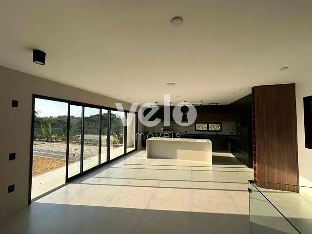 Casa com 850m² 4 quartos e 5 banheiros, à venda, no bairro Chácara São Félix em Taubaté