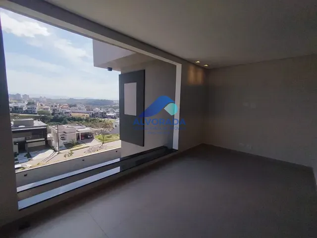 Casa 3 quartos e 3 banheiros, à venda, no bairro Recanto dos Eucaliptos em São José dos Campos