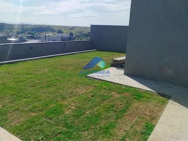 Casa 3 quartos e 3 banheiros, à venda, no bairro Recanto dos Eucaliptos em São José dos Campos