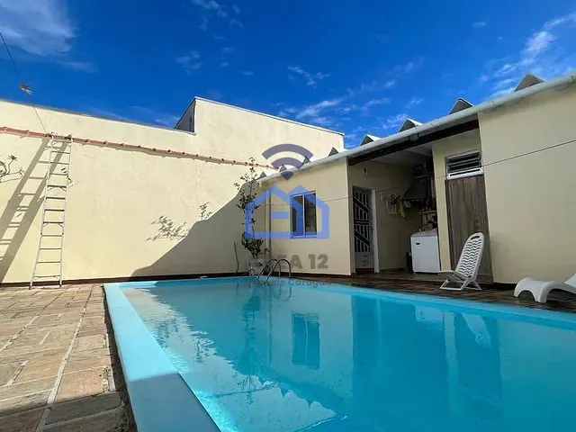 Casa com 300m² 2 quartos e 1 banheiro, à venda, no bairro Porto Novo em Caraguatatuba