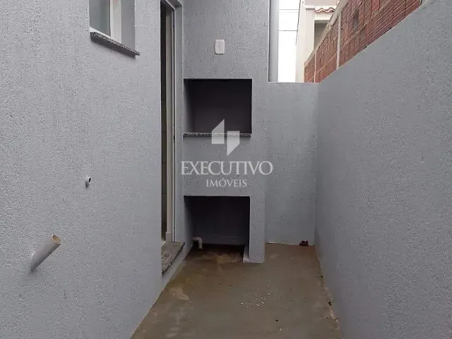 Casa 2 quartos e 1 banheiro, para alugar, no bairro Medianeira em Arroio do Meio