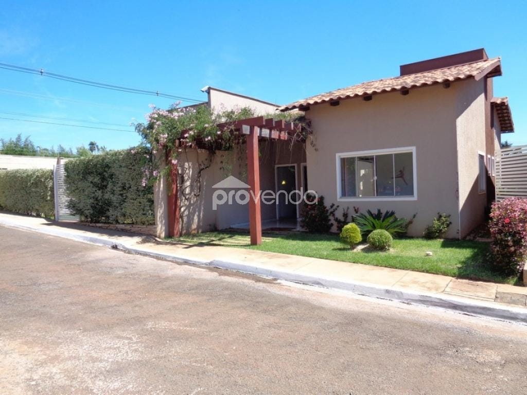 Casa, 3 quartos, 85 m² - Foto 1