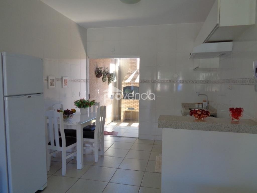 Casa, 3 quartos, 85 m² - Foto 4