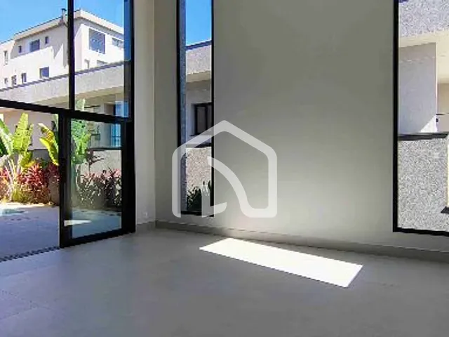 Casa com 380m² 4 quartos e 6 banheiros, à venda, no bairro Alphaville em Santana de Parnaíba