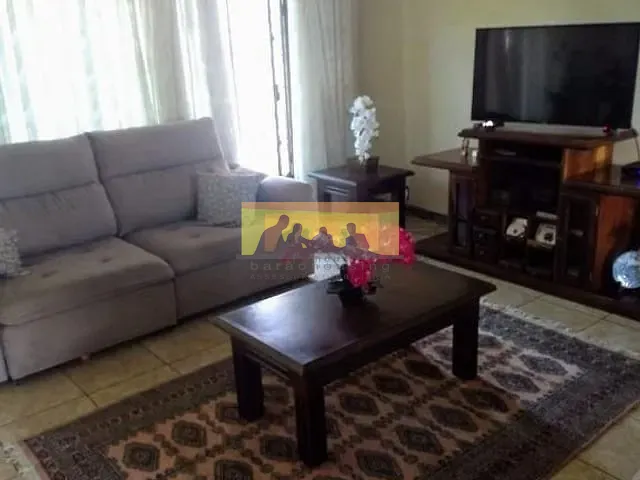 Casa com 420m² 5 quartos e 5 banheiros, à venda, no bairro Cidade Universitária em Campinas