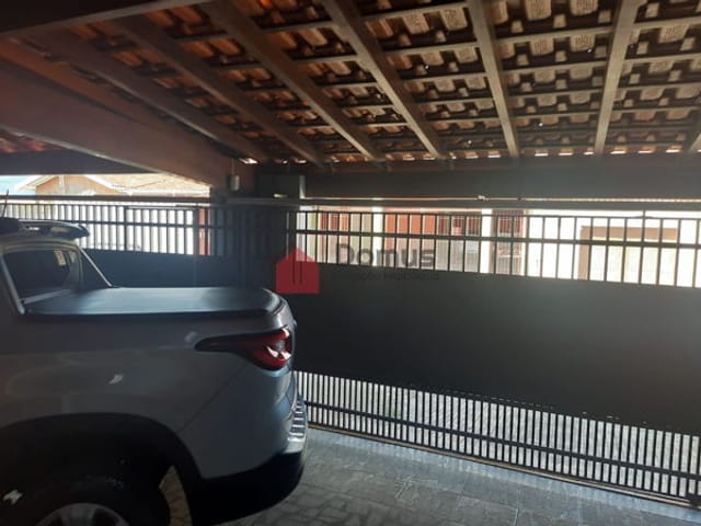 Casa com 300m², à venda, no bairro Chácara Galega em Pindamonhangaba