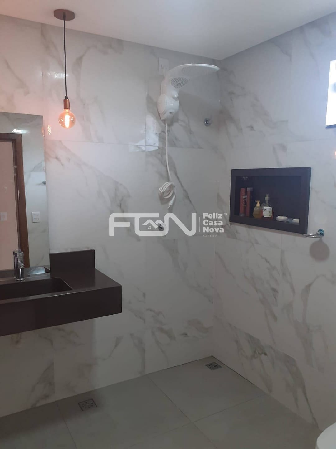 Casa à venda com 4 quartos, 10m² - Foto 10