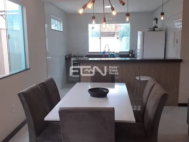 Casa 4 quartos e 3 banheiros, à venda, no bairro Jauá (Abrantes) em Camaçari