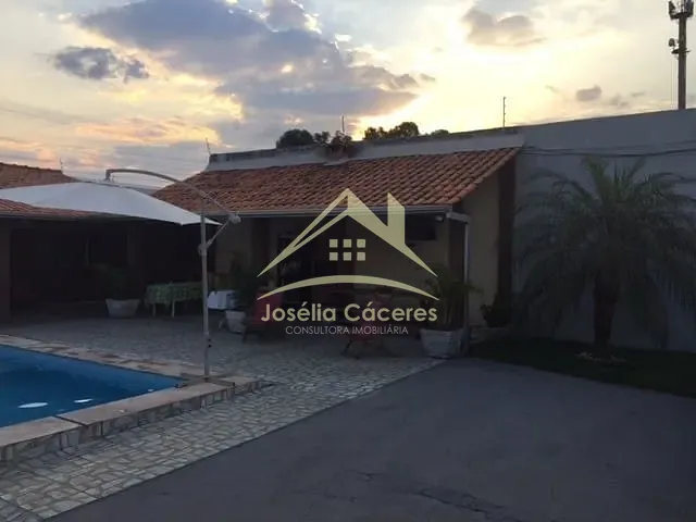 Casa com 360m² 2 quartos e 2 banheiros, à venda, no bairro Jardim Costa Verde em Várzea Grande