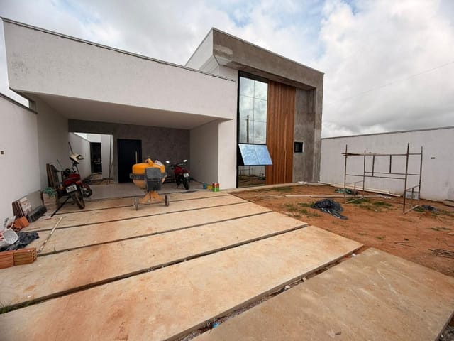 Casa com 360m² 3 quartos e 1 banheiro, à venda, no bairro Parque Amazonas em Sinop