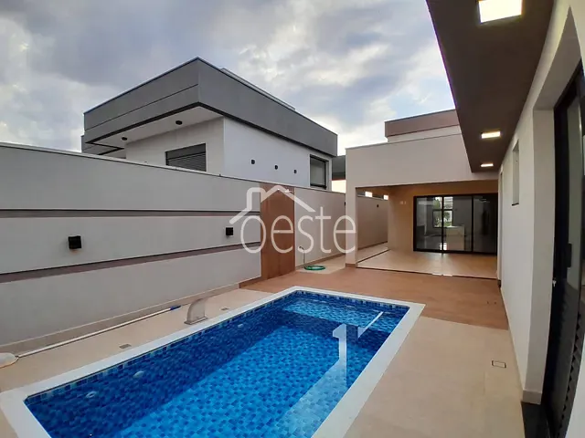 Casa com 324m² 3 quartos e 2 banheiros, à venda, no bairro MackNight Residencial em Santa Bárbara D'Oeste