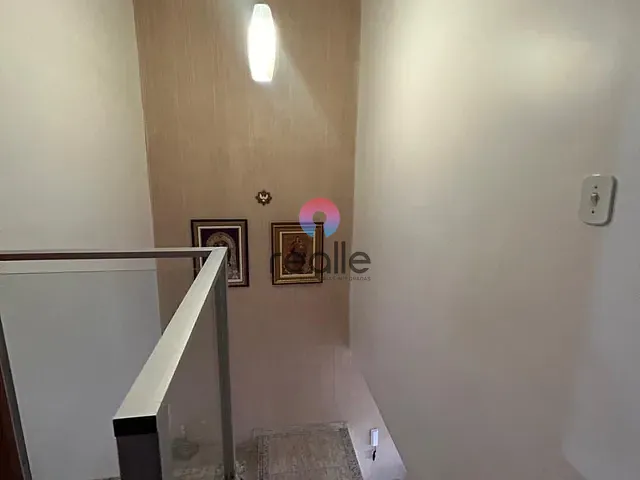 Casa 3 quartos e 2 banheiros, à venda, no bairro Europa em Contagem