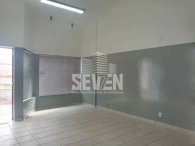 Casa com 45m², para alugar, no bairro Jardim de Allah em Bauru