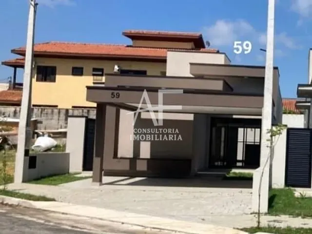 Casa com 192m² 3 quartos e 2 banheiros, à venda, no bairro Areão em Taubaté