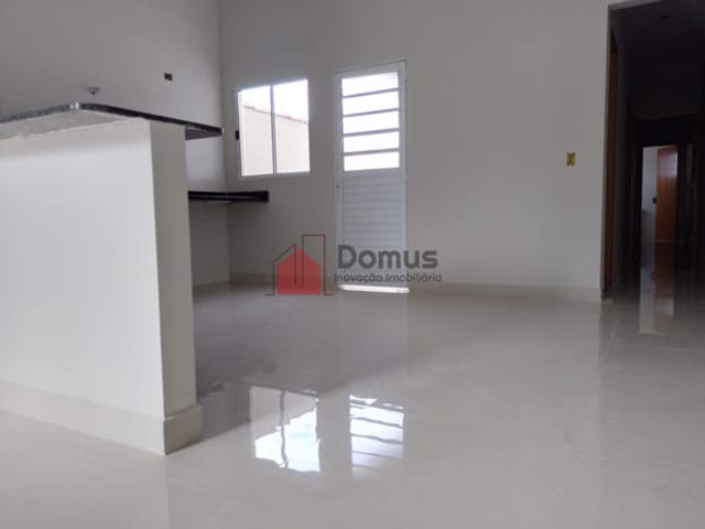 Casa com 125m², à venda, no bairro Residencial e Comercial Portal dos Eucaliptos em Pindamonhangaba