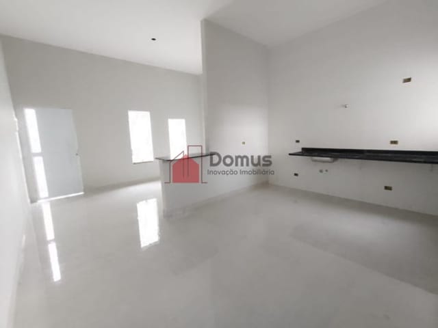 Casa com 125m², à venda, no bairro Residencial e Comercial Portal dos Eucaliptos em Pindamonhangaba