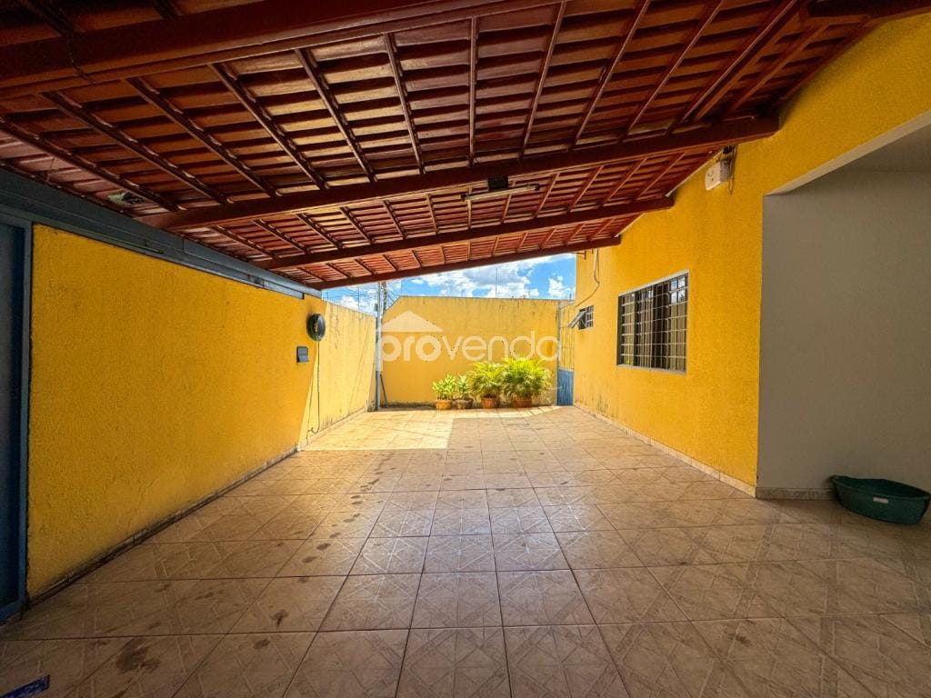 Casa, 3 quartos, 252 m² - Foto 2