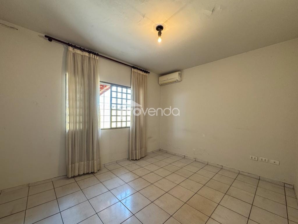 Casa, 3 quartos, 252 m² - Foto 17