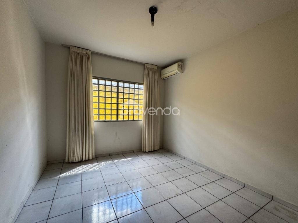 Casa, 3 quartos, 252 m² - Foto 19