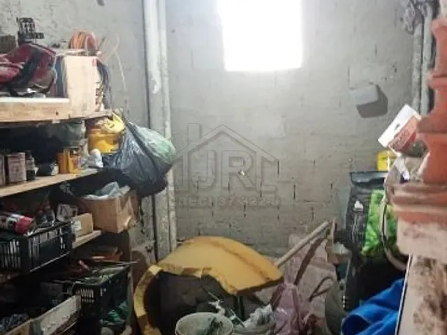 Casa com 300m² 5 quartos e 3 banheiros, à venda, no bairro Jardim Luzitano em Mauá