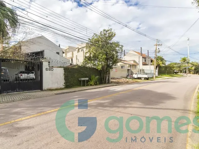 Casa com 793m² 5 quartos e 6 banheiros, à venda, no bairro Seminário em Curitiba