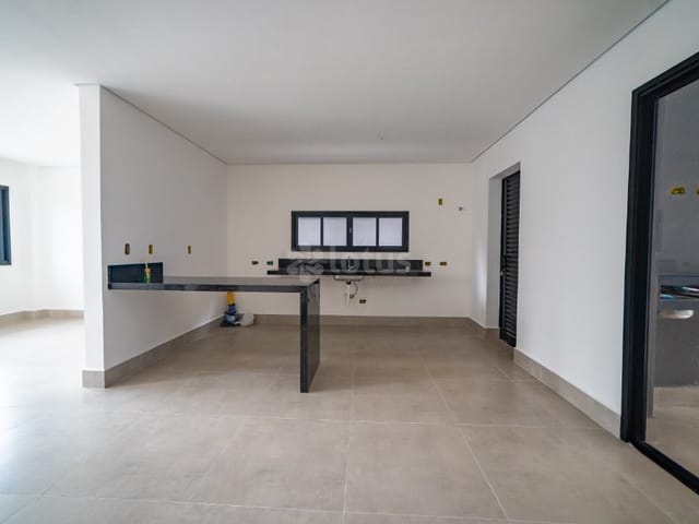 Casa com 150m² 3 quartos e 3 banheiros, à venda, no bairro Portais (Polvilho) em Cajamar