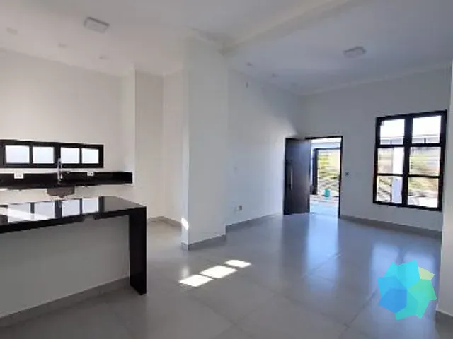 Casa com 175m² 1 quarto e 1 banheiro, à venda, no bairro Olaria em Salto