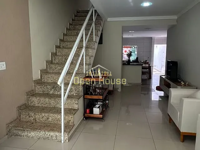 Casa com 158m² 3 quartos e 3 banheiros, à venda, no bairro Aero Clube em Volta Redonda