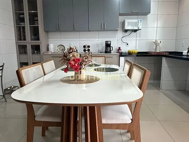 Casa com 158m² 3 quartos e 3 banheiros, à venda, no bairro Aero Clube em Volta Redonda