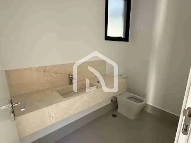 Casa com 480m² 4 quartos e 5 banheiros, à venda, no bairro Alphaville em Santana de Parnaíba