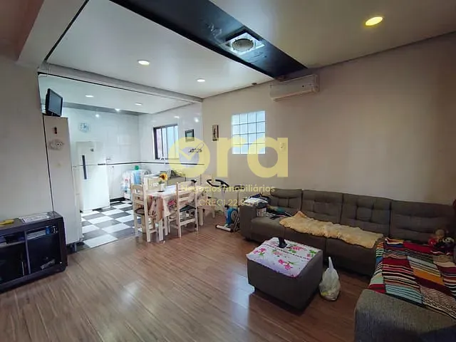Casa com 300m² 2 quartos e 2 banheiros, à venda, no bairro Areal em Pelotas