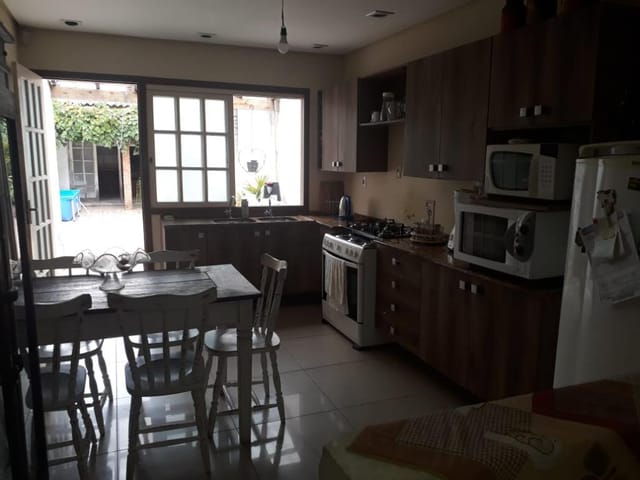 Casa com 300m² 3 quartos e 4 banheiros, à venda, no bairro Centro em Pelotas