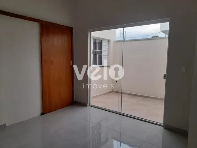Casa 2 quartos e 2 banheiros, à venda, no bairro Quiririm em Taubaté