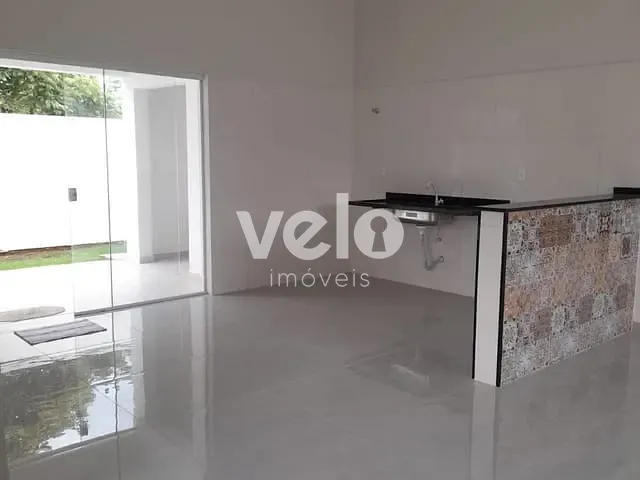 Casa 2 quartos e 2 banheiros, à venda, no bairro Quiririm em Taubaté