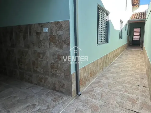 Casa com 125m² 2 quartos e 1 banheiro, para alugar, no bairro Parque São Luís em Taubaté