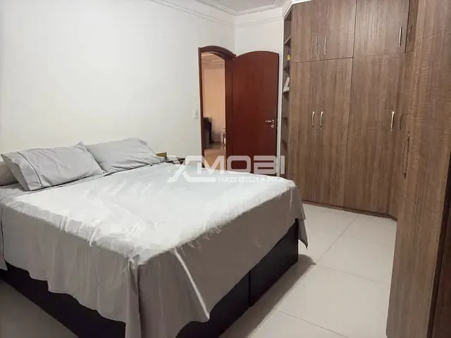 Casa 3 quartos e 2 banheiros, à venda, no bairro Jardim Danúbio em Jundiaí