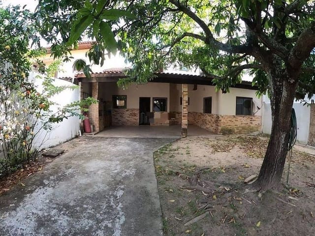 Casa com 180m² 3 quartos e 2 banheiros, à venda, no bairro Parque Julião Nogueira em Campos dos Goytacazes