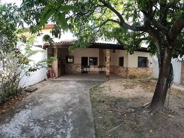 Casa com 180m² 3 quartos e 2 banheiros, à venda, no bairro Parque Julião Nogueira em Campos dos Goytacazes