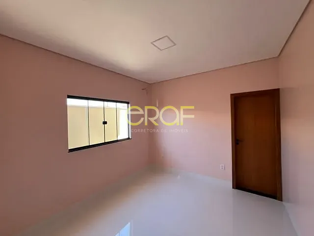 Casa com 300m² 2 quartos e 2 banheiros, à venda, no bairro Parque Laguna II em Formosa