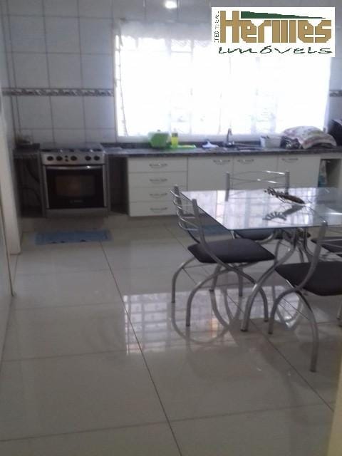 Casa, 3 quartos, 143 m² - Foto 2