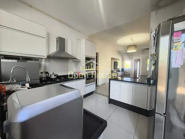 Casa com 98m² 3 quartos e 2 banheiros, à venda, no bairro Jardim Suíça em Volta Redonda