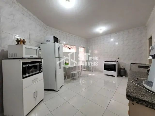 Casa com 129m² 3 quartos e 1 banheiro, à venda, no bairro Jardim Santa Rita II em Santo Antônio do Jardim