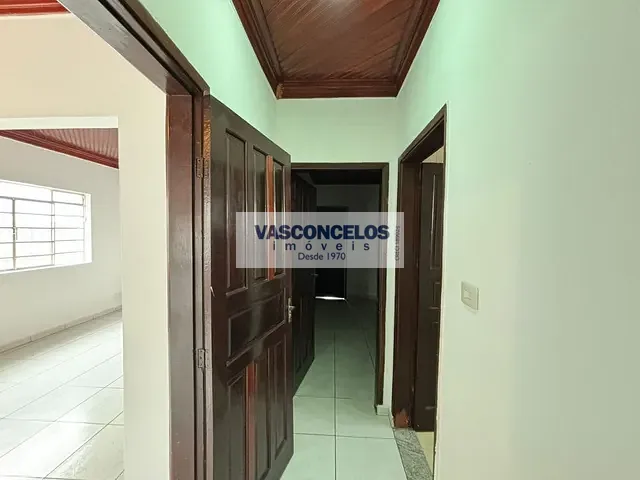Casa com 328m² 3 quartos e 2 banheiros, à venda, no bairro Centro em São José dos Campos